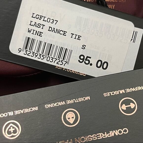 L’urv Last Dance Wine Colored Compression Leggings S NWT - Picture 7 of 7